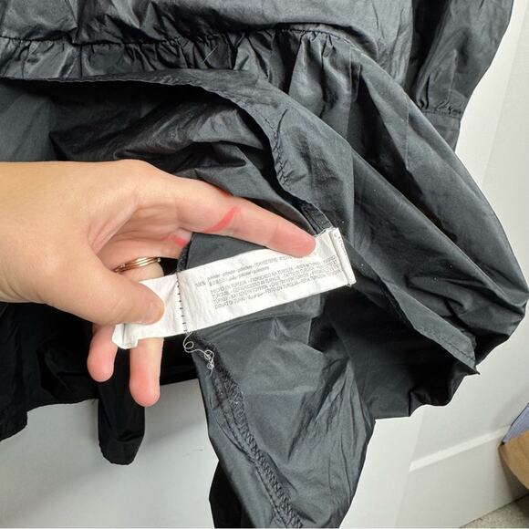 Zara Taffeta Black V-neck Long Sleeve Mini Dress Size Medium - Picture 5 of 6